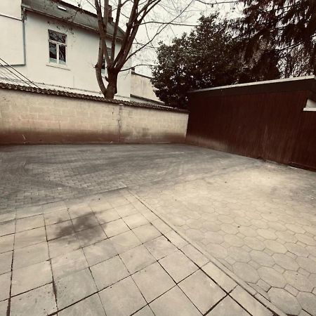 Lovely 1-Bed Apartment In Koblenz Кобленц Экстерьер фото